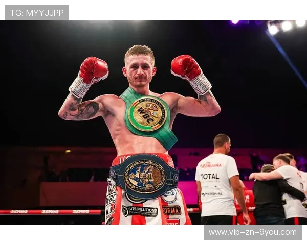 UFC：开局就上强攻，战场上的火爆瞬间